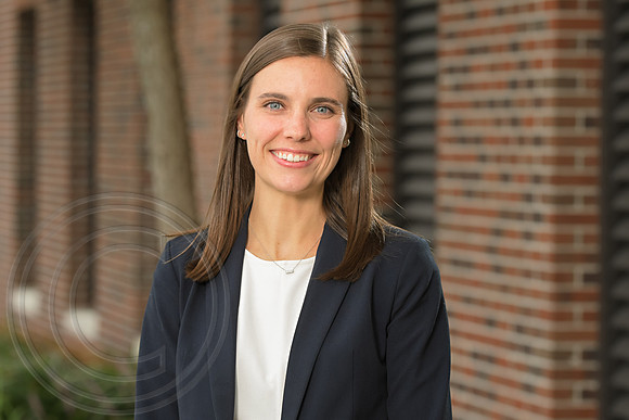 RKPhoto-HBSLaw-CarolineHeadshots-07