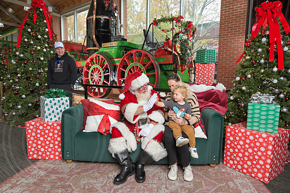 The Charleston Santa 2024-Nov29-0017