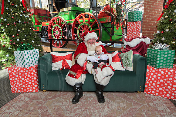 The Charleston Santa 2024-Dec7-1616