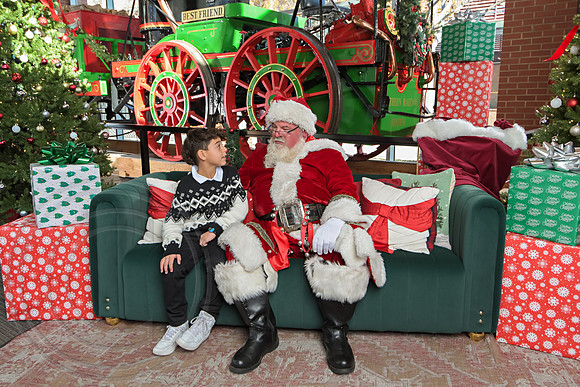 The Charleston Santa 2024-Dec14-2473