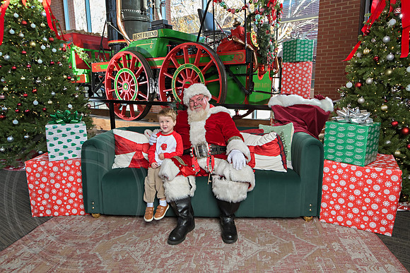 The Charleston Santa 2024-Dec14-2378