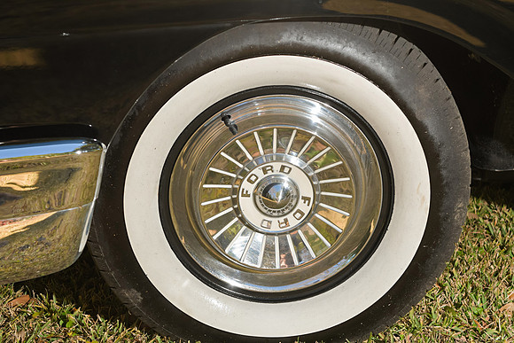 RKPhoto-1957FordFairlane-033