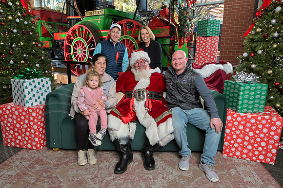 The Charleston Santa 2024-Dec7-1776