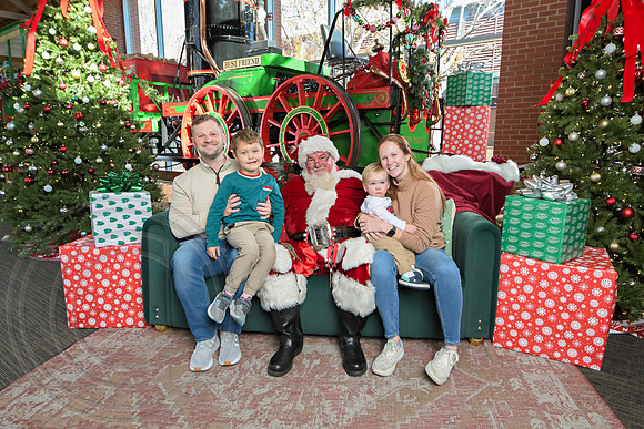 The Charleston Santa 2024-Dec14-2462