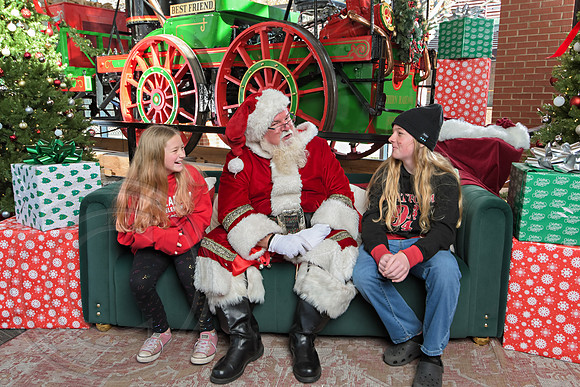 The Charleston Santa 2024-Dec15-2894