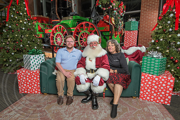 The Charleston Santa 2024-Dec10-2313