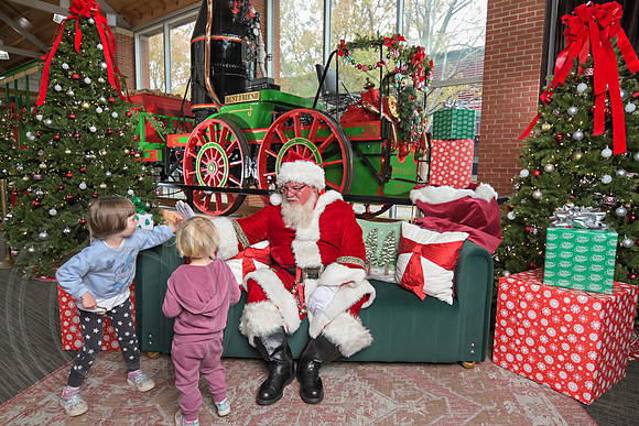 The Charleston Santa 2024-Nov29-0010
