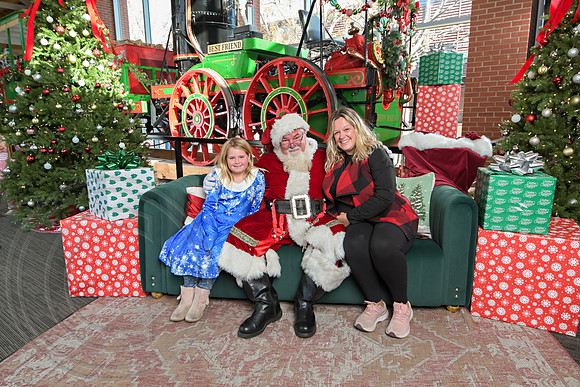 The Charleston Santa 2024-Dec15-2896