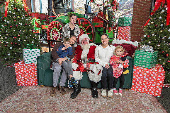 The Charleston Santa 2024-Dec14-2406