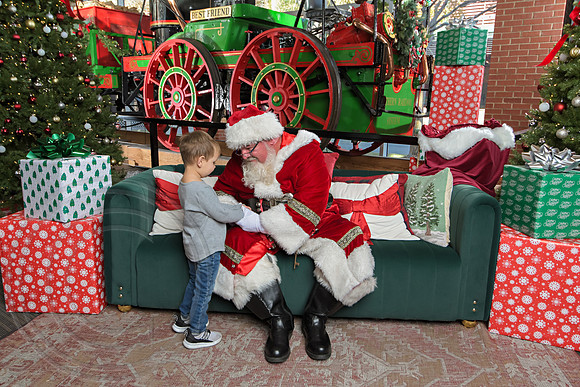 The Charleston Santa 2024-Dec7-1687