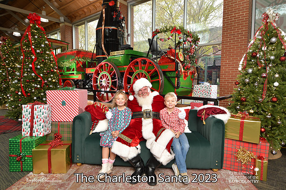 TheCharlestonSanta-11-24-23-018