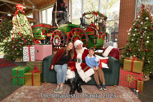 TheCharlestonSanta-11-25-23-319