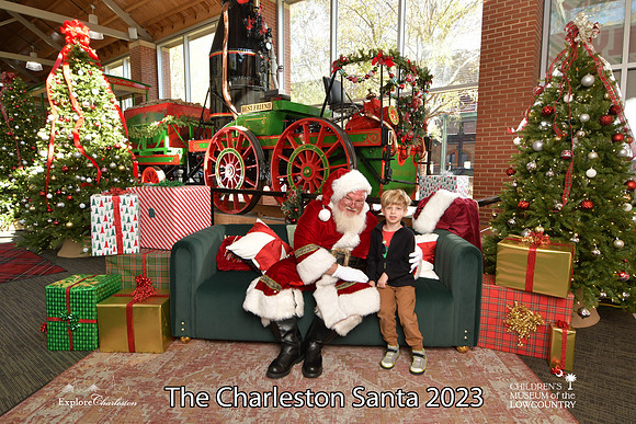 TheCharlestonSanta-11-25-23-322