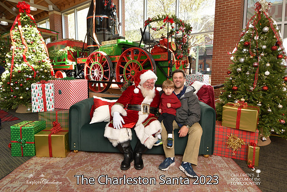 TheCharlestonSanta-11-25-23-334