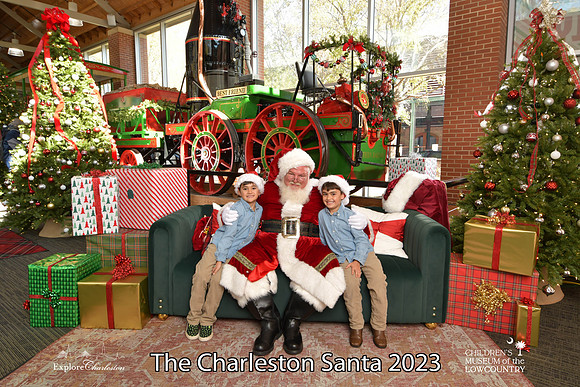 TheCharlestonSanta-11-25-23-336