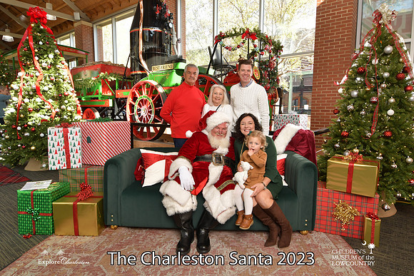 TheCharlestonSanta-11-25-23-354
