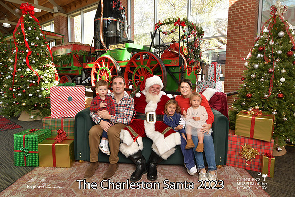 TheCharlestonSanta-11-25-23-368