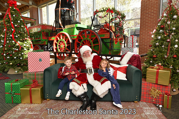 TheCharlestonSanta-11-25-23-370