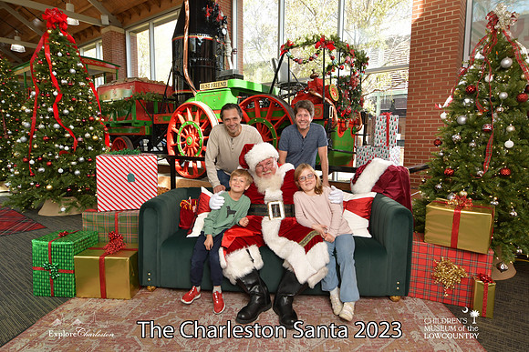 TheCharlestonSanta-11-25-23-381