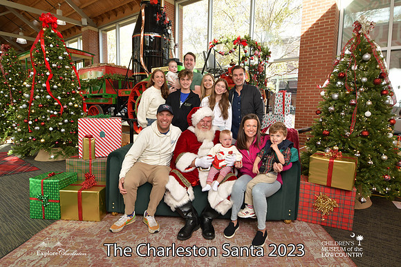 TheCharlestonSanta-11-25-23-389