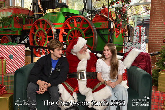 TheCharlestonSanta-11-25-23-396