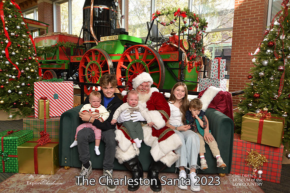 TheCharlestonSanta-11-25-23-398