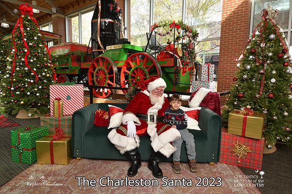 TheCharlestonSanta-11-25-23-401