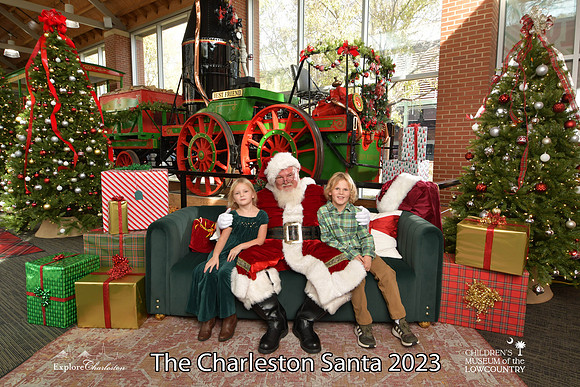 TheCharlestonSanta-11-25-23-409