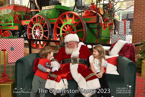TheCharlestonSanta-11-25-23-419