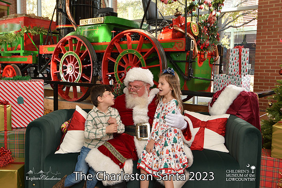 TheCharlestonSanta-11-25-23-431