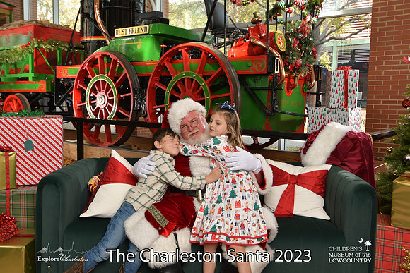 TheCharlestonSanta-11-25-23-434
