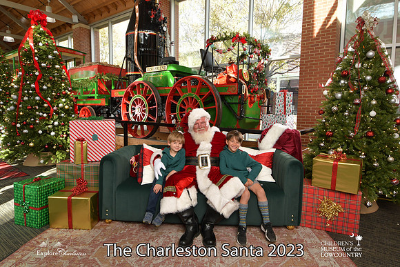 TheCharlestonSanta-11-25-23-442