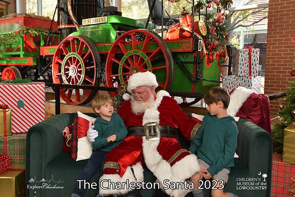 TheCharlestonSanta-11-25-23-444