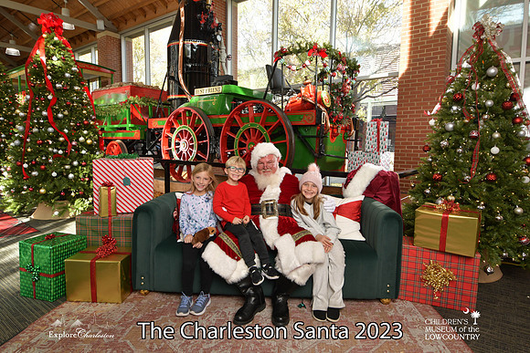 TheCharlestonSanta-11-25-23-447