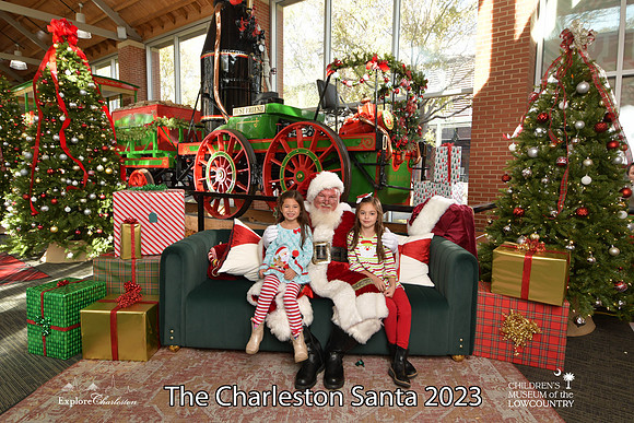 TheCharlestonSanta-11-25-23-452