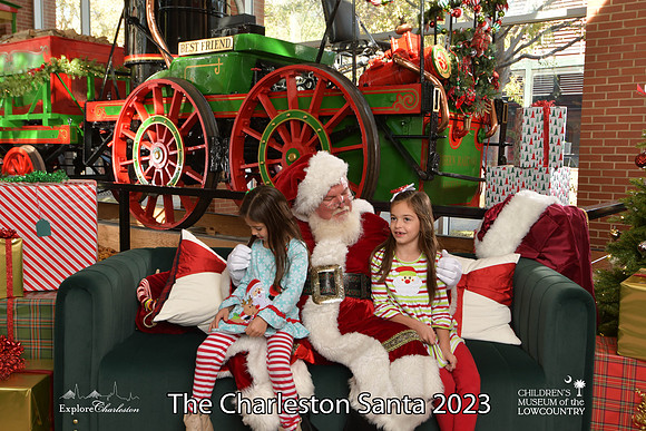 TheCharlestonSanta-11-25-23-454