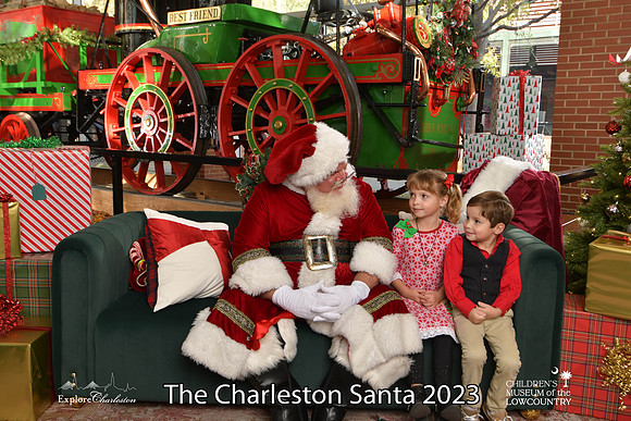 TheCharlestonSanta-11-25-23-457