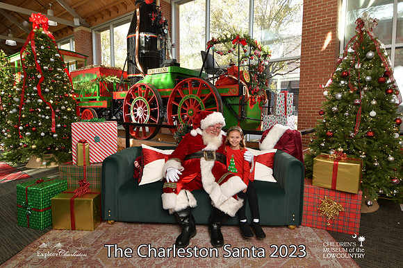 TheCharlestonSanta-11-25-23-464