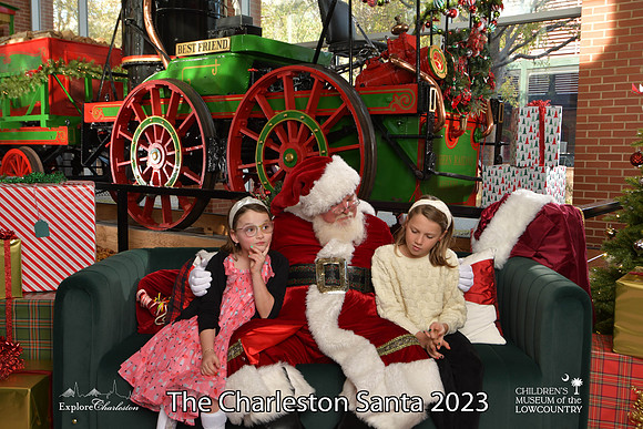 TheCharlestonSanta-11-25-23-472