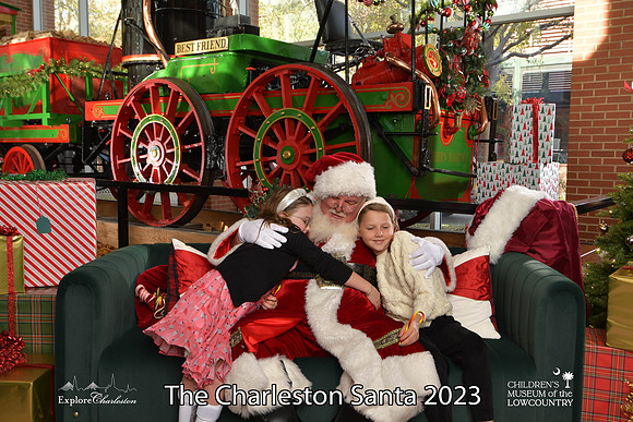 TheCharlestonSanta-11-25-23-474