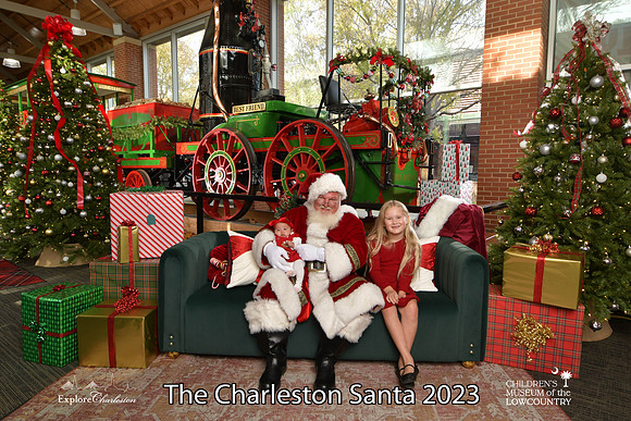 TheCharlestonSanta-11-25-23-488