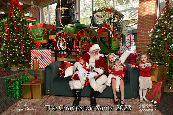 TheCharlestonSanta-11-25-23-492