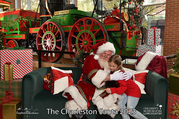 TheCharlestonSanta-11-25-23-502