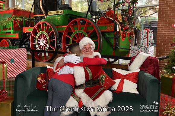 TheCharlestonSanta-11-25-23-506
