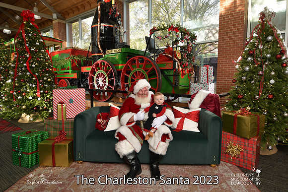 TheCharlestonSanta-11-25-23-518