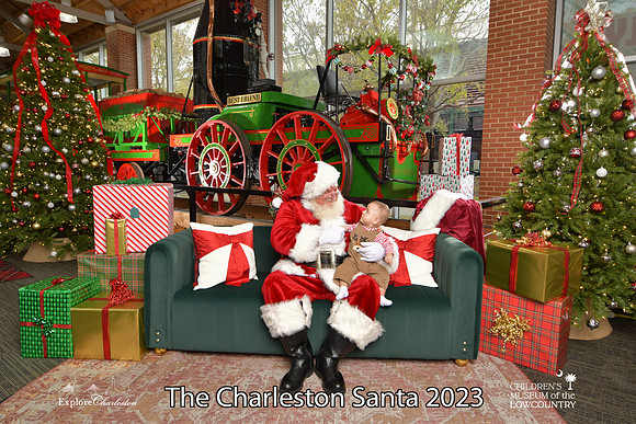 TheCharlestonSanta-11-26-23-538