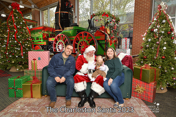 TheCharlestonSanta-11-26-23-539