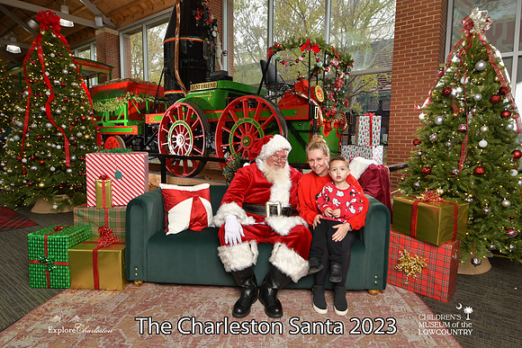 TheCharlestonSanta-11-26-23-543