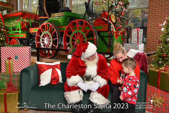 TheCharlestonSanta-11-26-23-544
