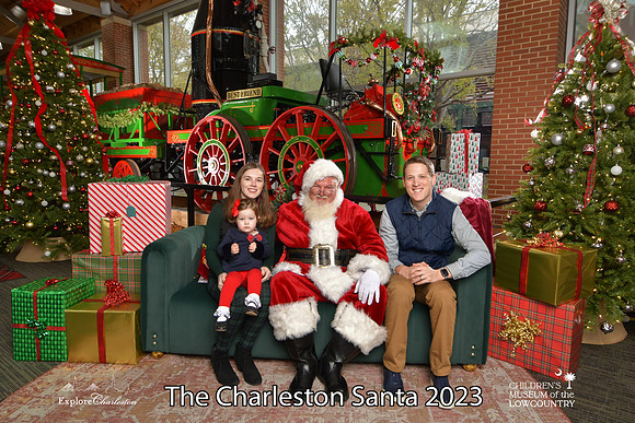 TheCharlestonSanta-11-26-23-547